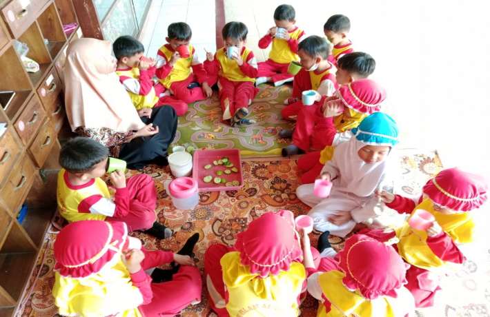 NIKMATNYA WEDANG JERUK NIPIS BUATAN SENDIRI