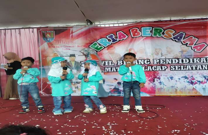 Beraksi di Acara Ceria Bersama Korwil Bidang Pendidikan Korwil Kecamatan Cilacap Selatan