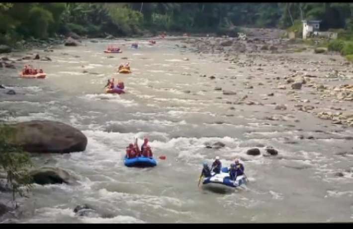 Pekan Kegiatan Muharram Rafting the Pikas
