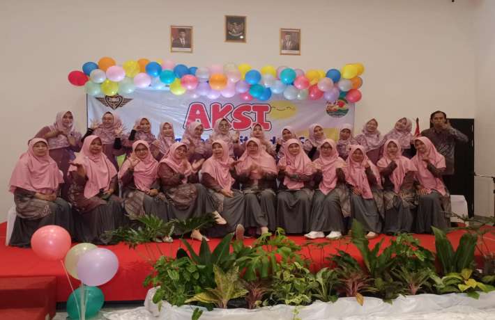 SINERGI KOMITE DAN ASATIDZAH