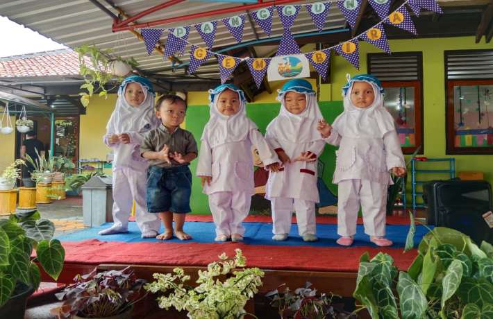 Panggung Gembira TK Al Irsyad dan KB Al Irsyad 02 Cilacap
