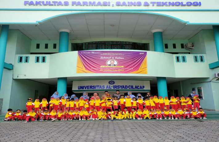 Antusiasme Anak - Anak Mengikuti University Tour Ke UNAIC 