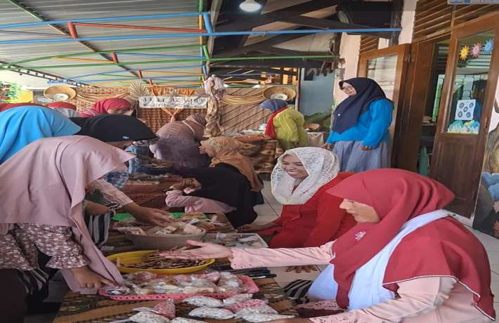 Vintage Market TK dan KB Al Irsyad 02 Cilacap